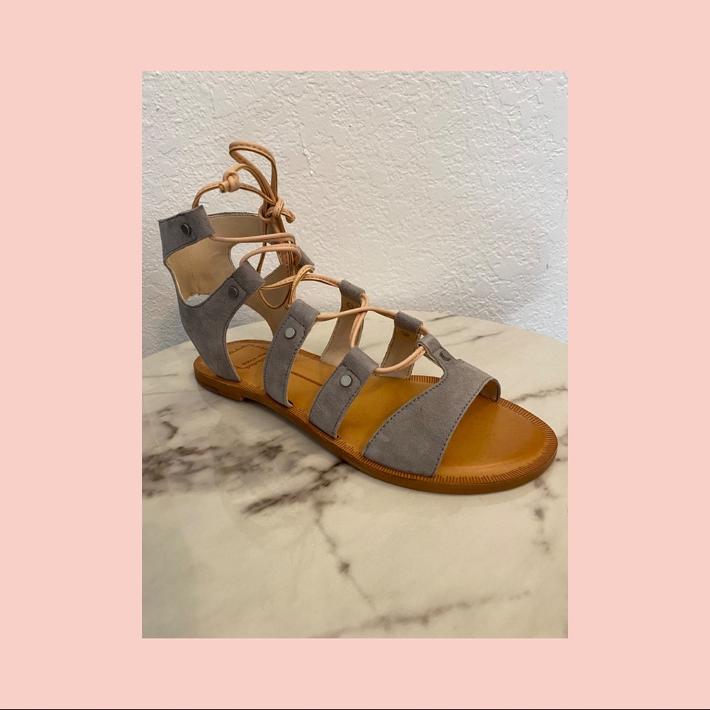 Dolce Vita- Grey Suede Gladiator Sandal size 7 NEW